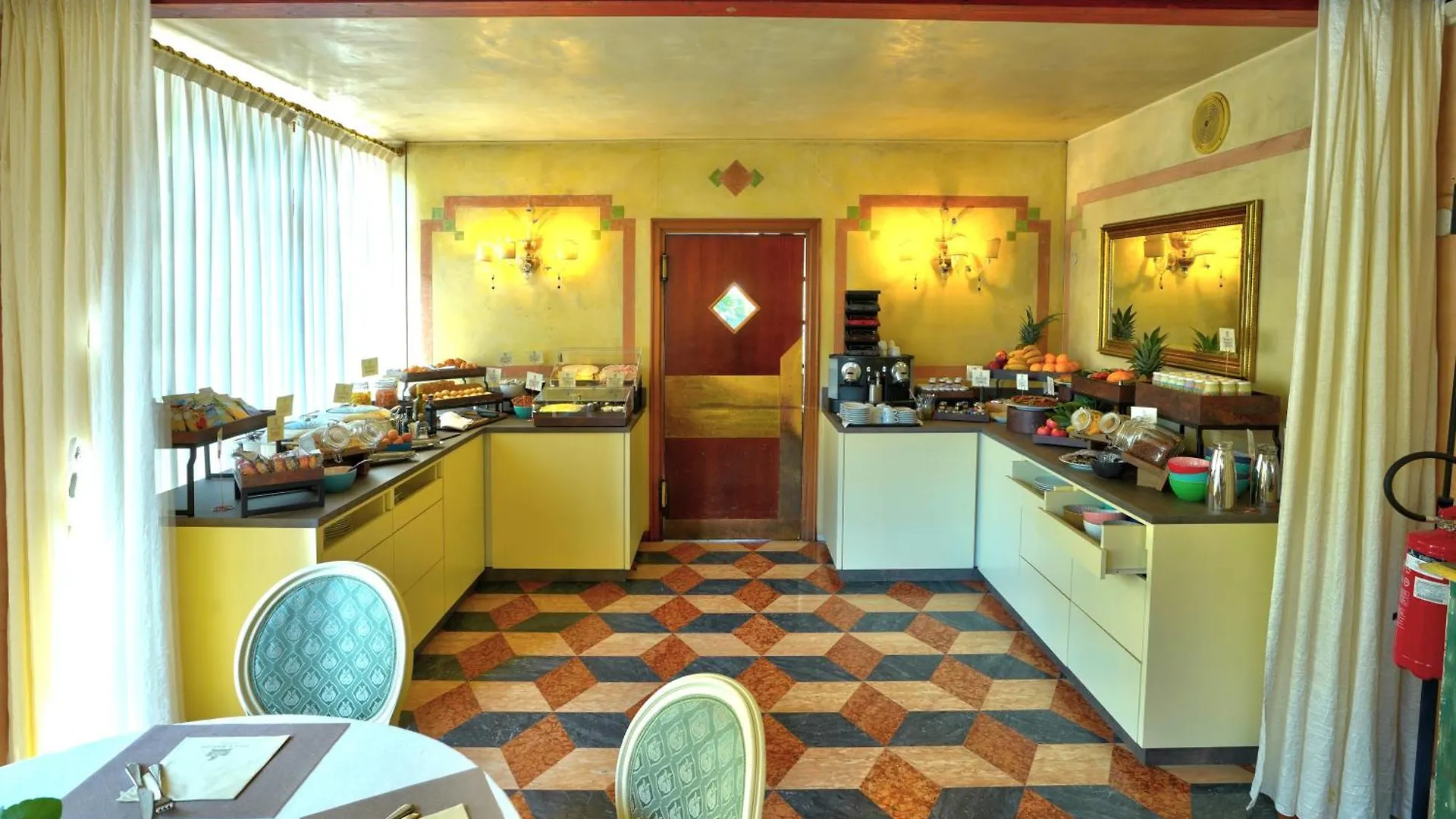 Hotel Villa Braida Mogliano Veneto 4*,  Italy